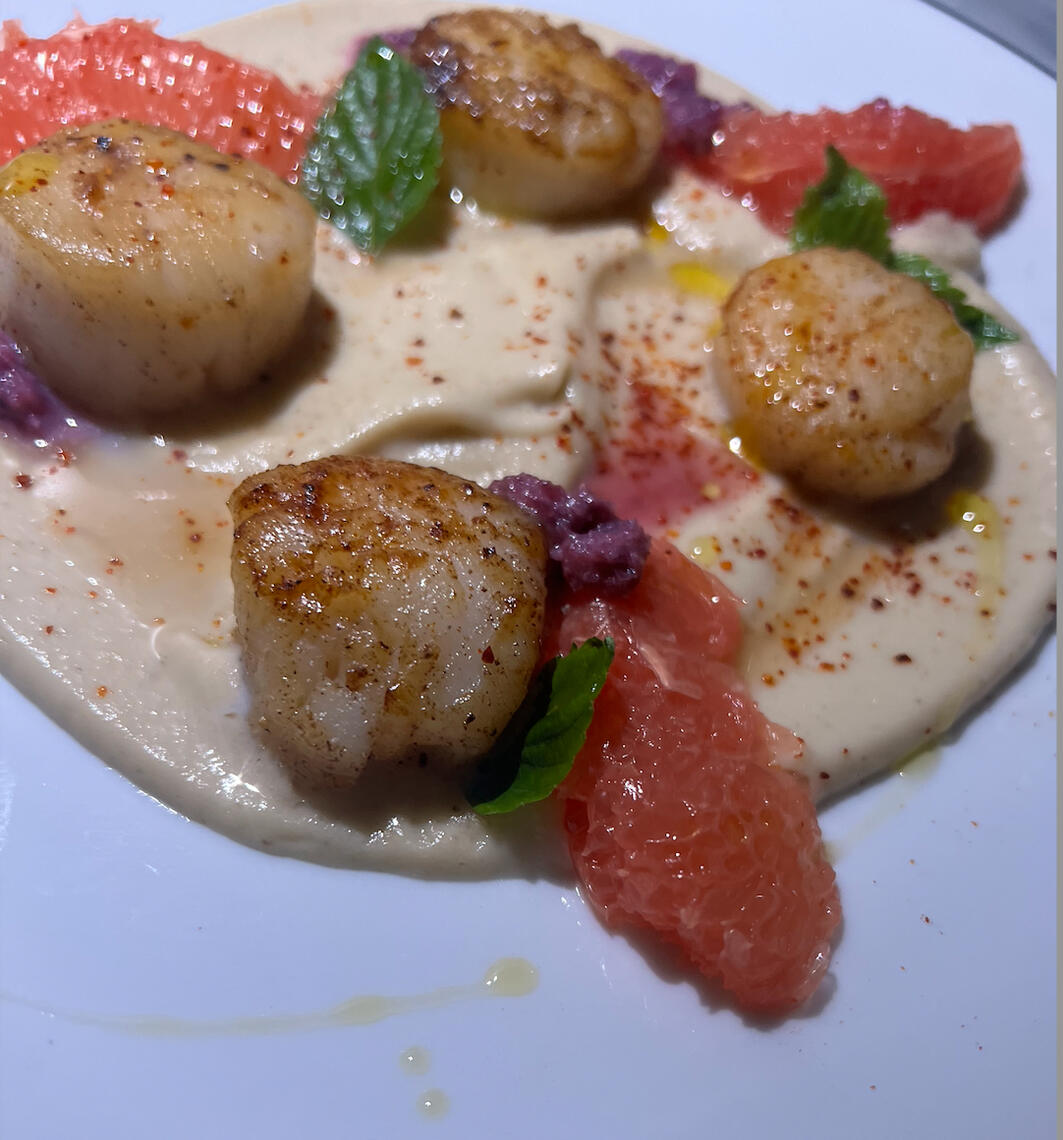 Scallop with grapefruit